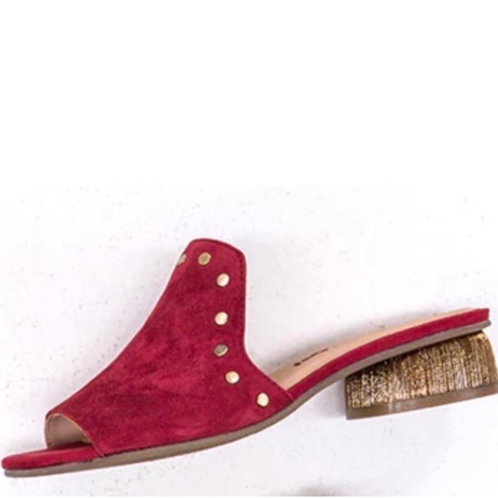 Naked Feet Bijoux Red Suede Studded Block Heels Women's Size 9M